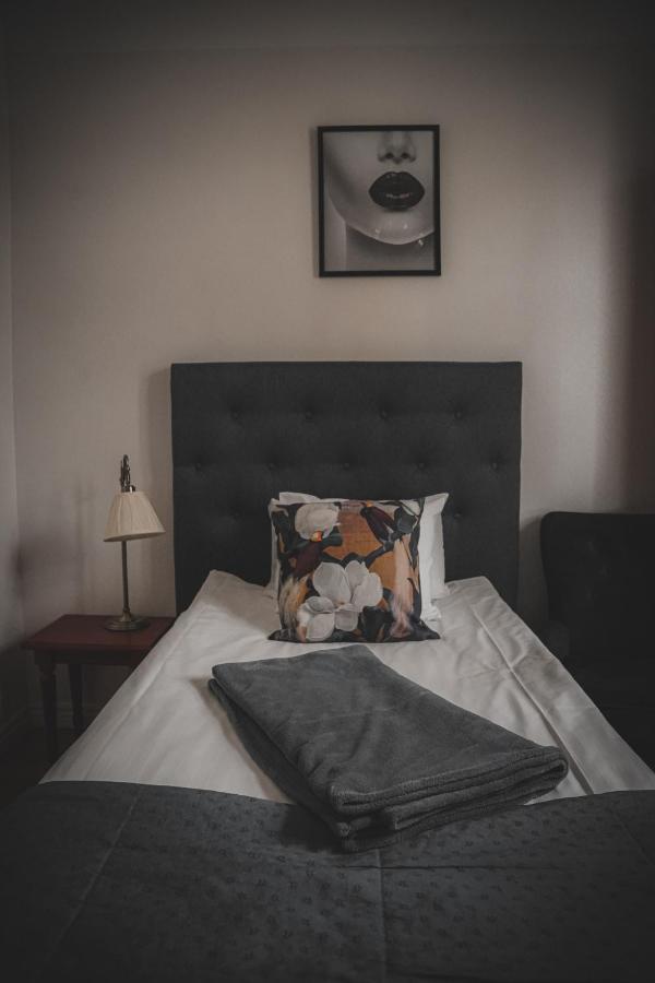 Mojo Hotell Örebro Buitenkant foto