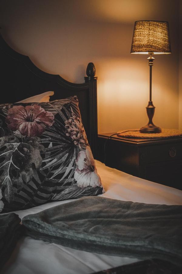 Mojo Hotell Örebro Buitenkant foto