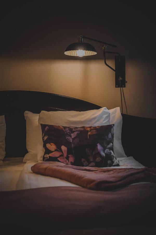 Mojo Hotell Örebro Buitenkant foto